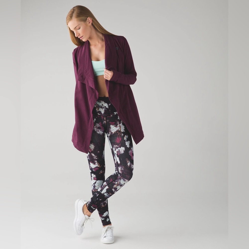 Lululemon Restore Wrap
